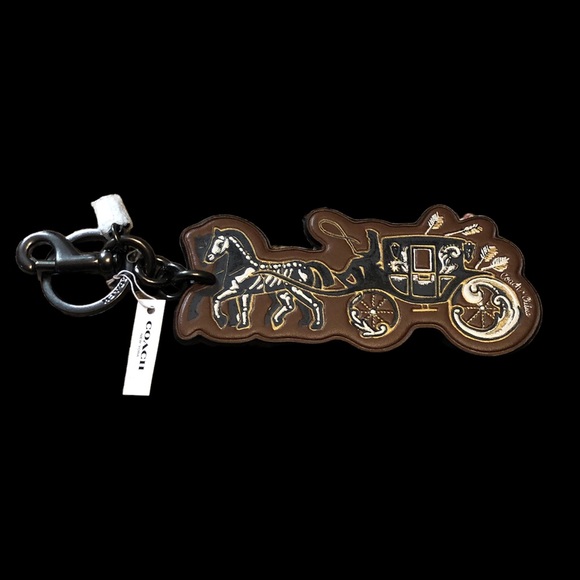 ๐ Coach x Chelsea Champlain Horse and Carriage Key Fob - Picture 14 of 14